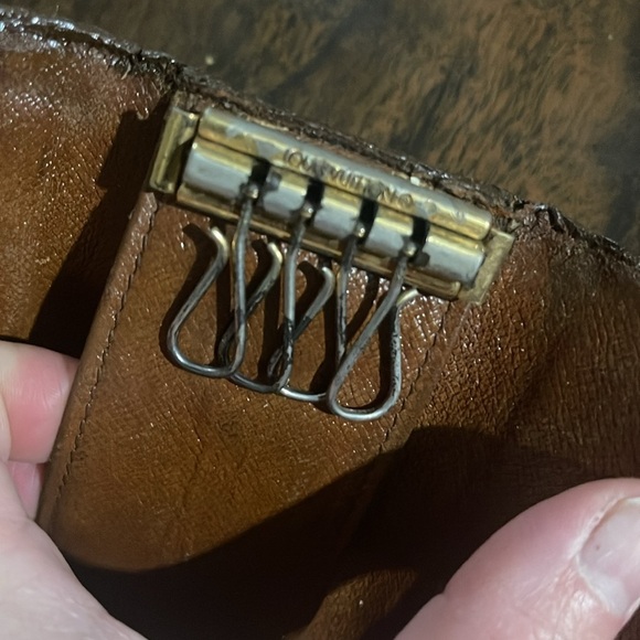 Authentic Vintage Louis Vuitton Key Case Project - Picture 7 of 17